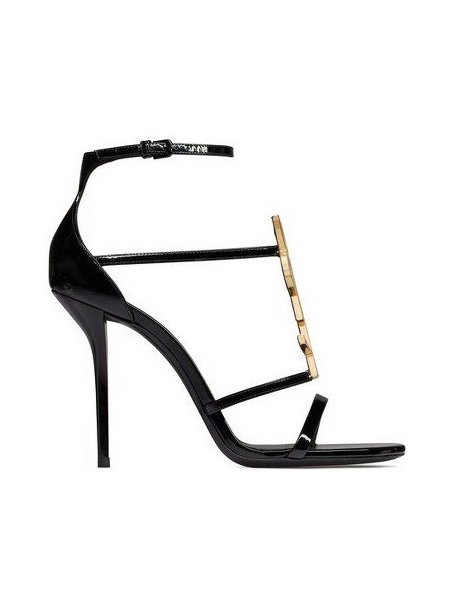 Cassandra sandals in patent leather