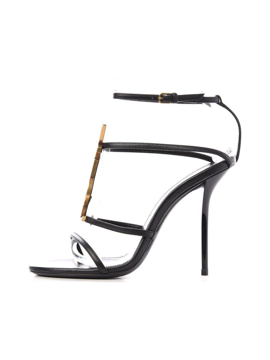 Cassandra sandals in patent leather