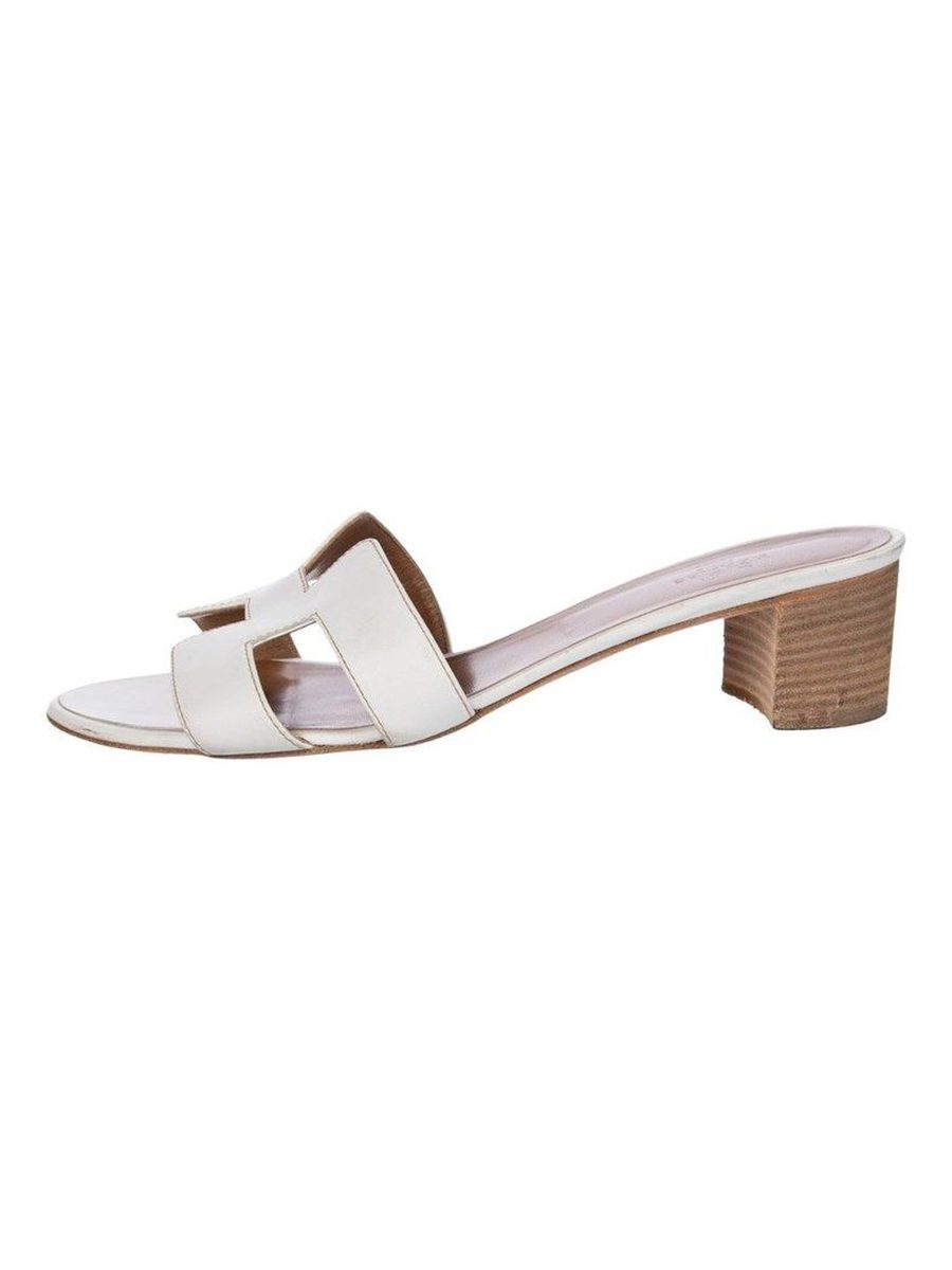 Oasis sandal