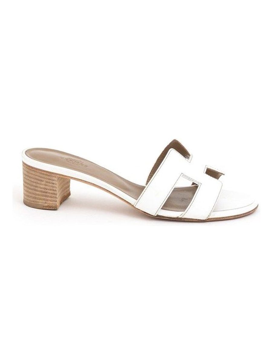 Oasis sandal