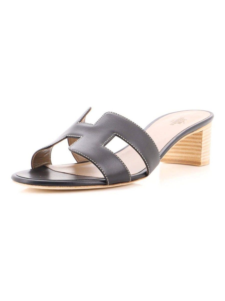 Oasis sandal