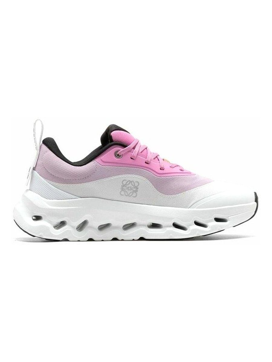 On Running x Loewe – Pink White