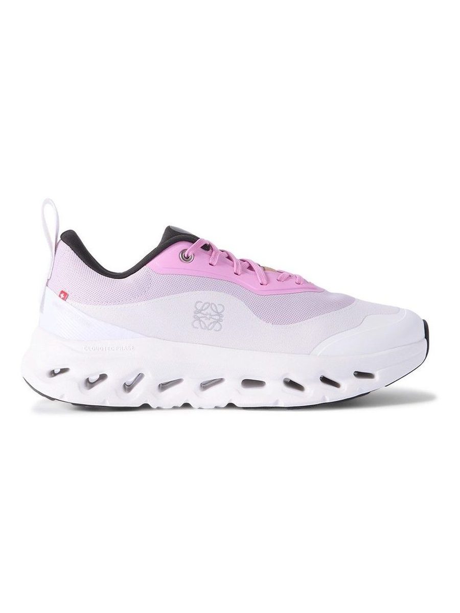 On Running x Loewe – Pink White