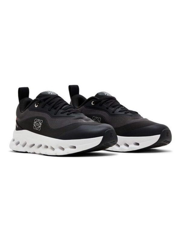On Running x Loewe – Black