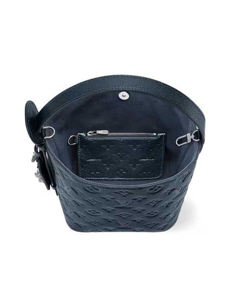 All In BB – black