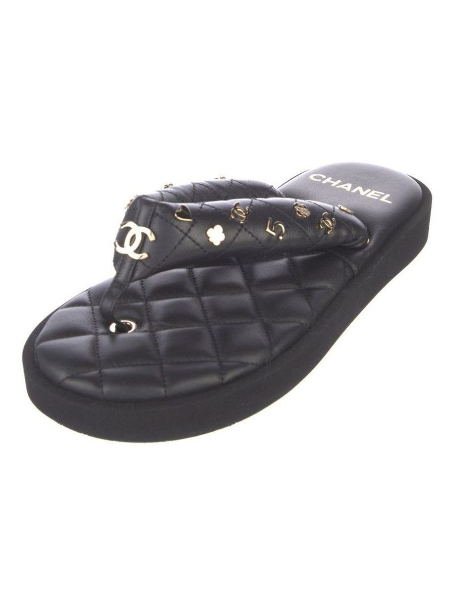 Charms Thong Sandals – black