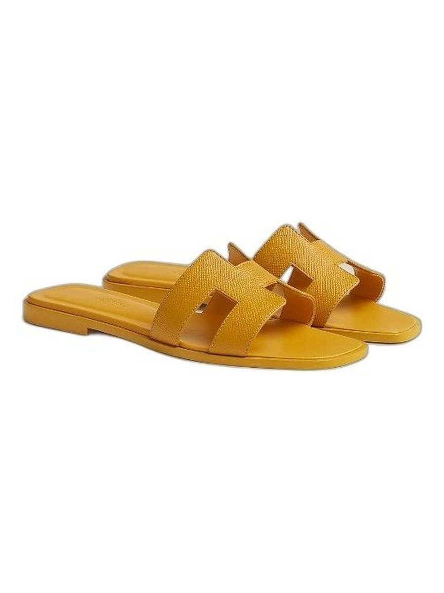 Oran sandal