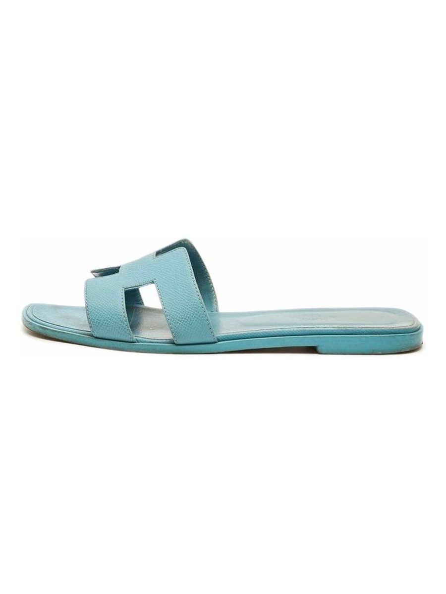 Oran sandal
