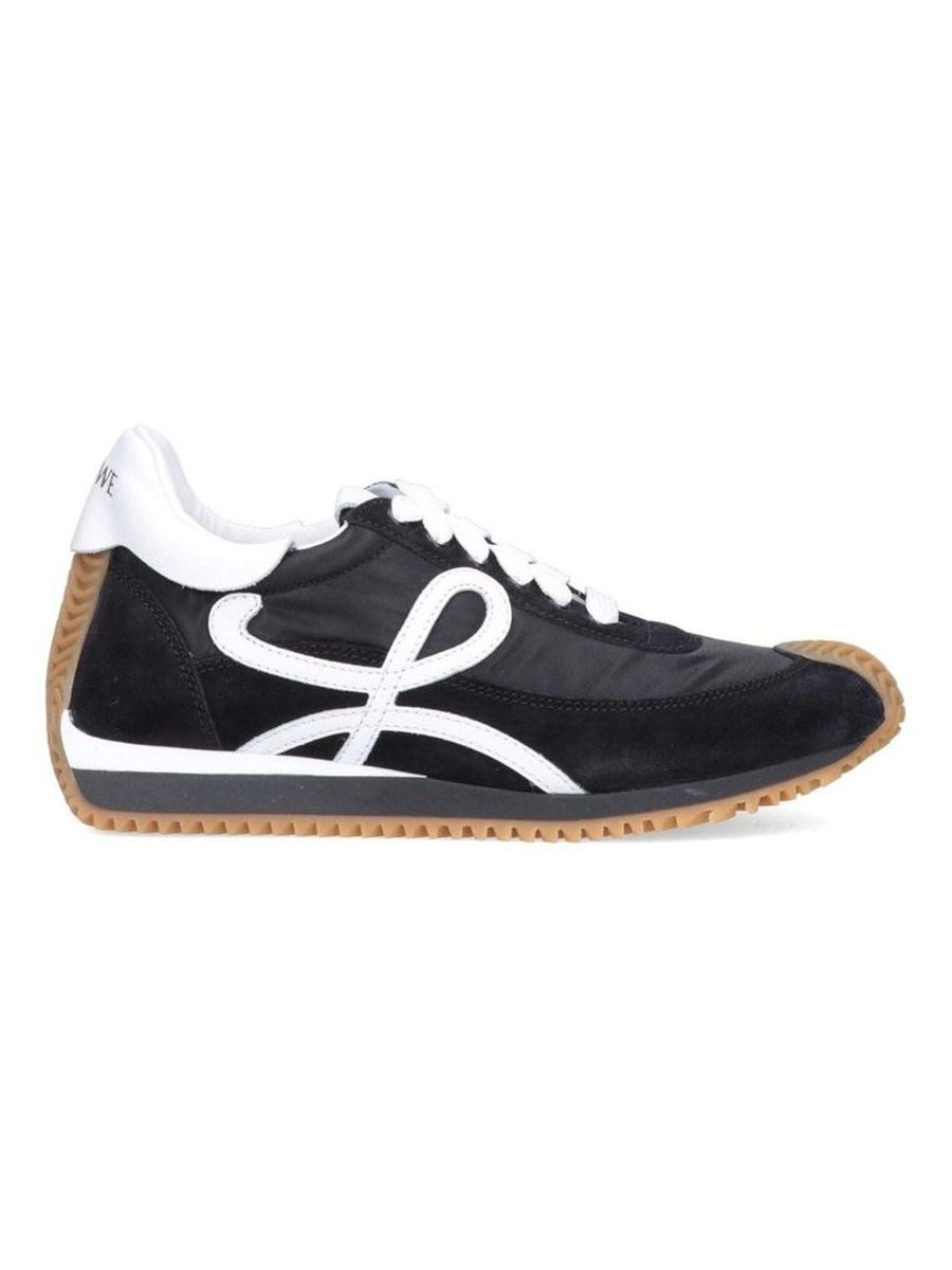 Flow Runner In Black