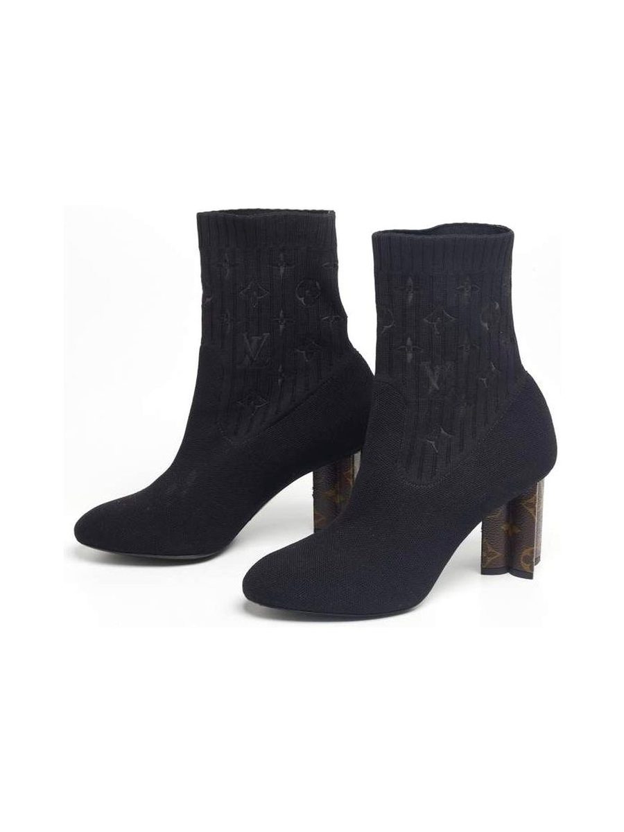 Silhouette Ankle Boot