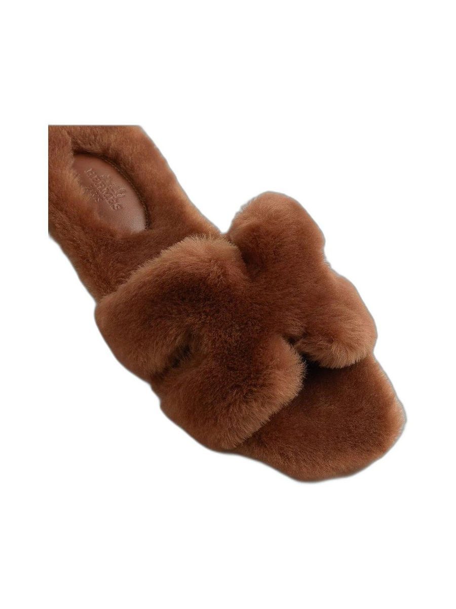 Oran sandal With Brown Fur