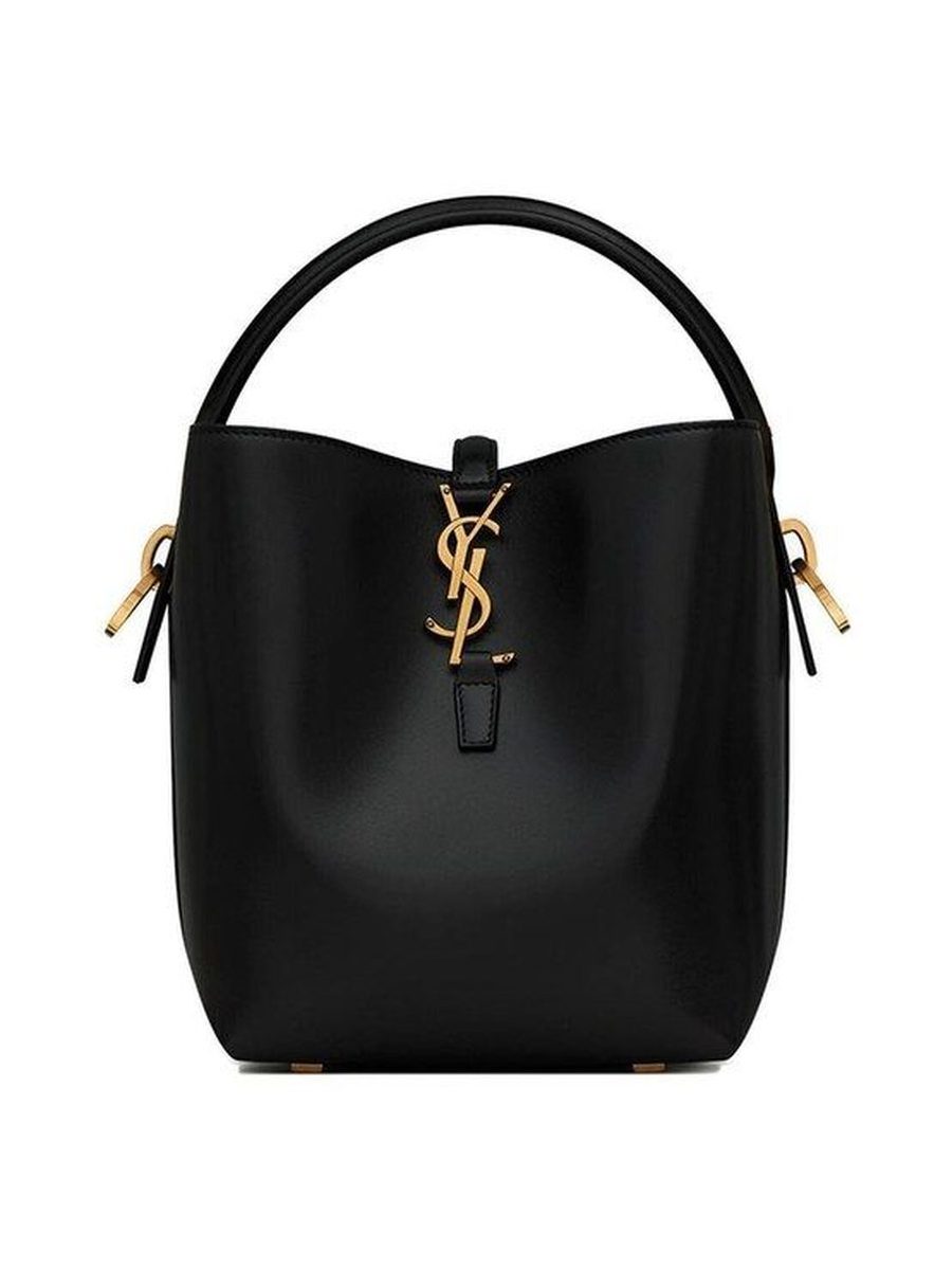 Medium Le 37 Leather Bucket Bag